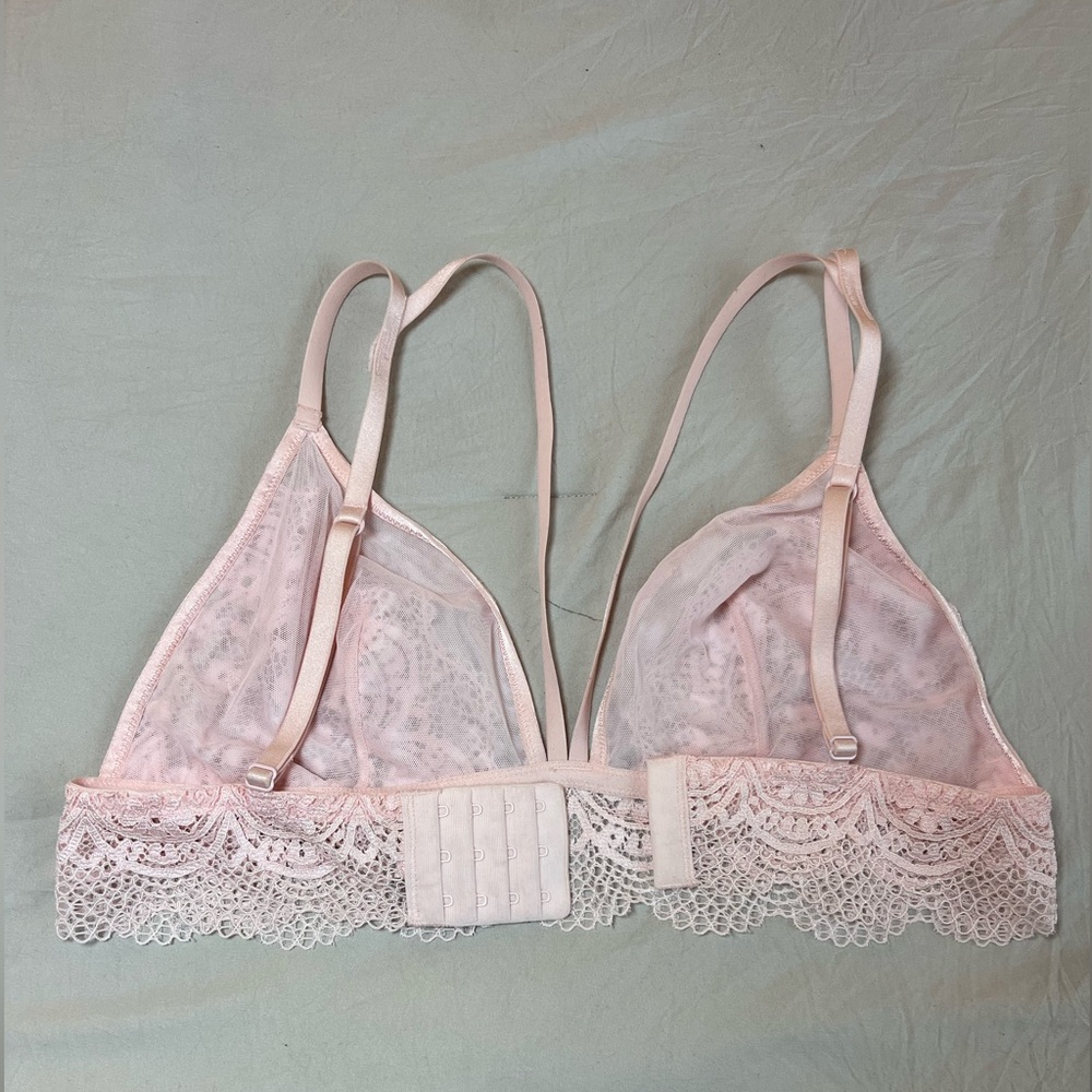 VICTORIA'S SECRET Sexy Strappy
CROCHET Lace Bralette Bra Pink Size XL - Picture 6 of 7